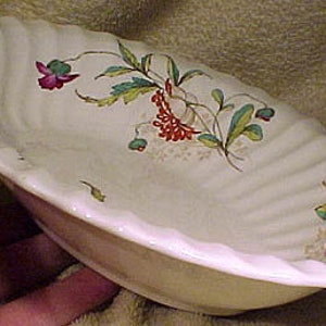 Royal Doulton Clovelly 10-1/8&quot; x 7-3/4&quot; Oval Open Vegetable Bowl