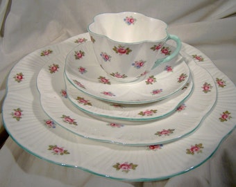 Shelley Rosebud 13426 Dainty Shape 5 Pc. Place Setting