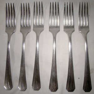 6 Rogers Oneida Clarion 6-7/8&quot; Silver Plated Luncheon Forks 1935