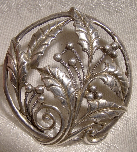 Danecraft Sterling Silver Leaves and Berries Brooc