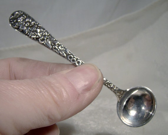 Sterling Silver Baby Spoon: Kirk Stieff Repousse Infant Feeding Spoon in  Sterling Silver