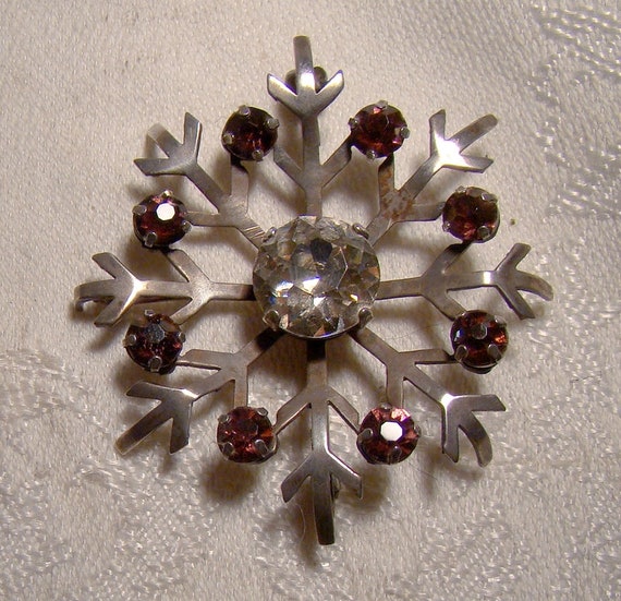 Adorna Sterling Silver Purple Rhinestones Snowflake Brooch 1940s 1950s