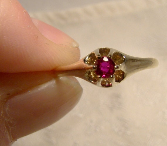 14K Yellow Gold Ruby Solitaire Ring 1900-1910 Siz… - image 3