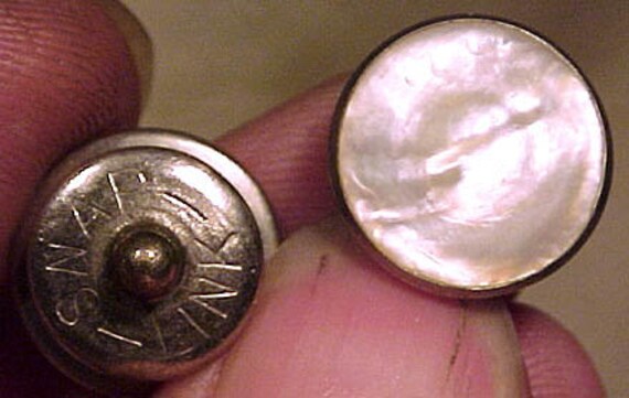 Mother Of Pearl Snap-Link Cuff Links 1920s-1930s … - image 2