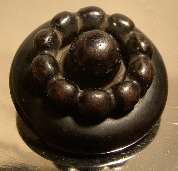 Antique Victorian PRESSED HORN Mourning Brooch 1860s