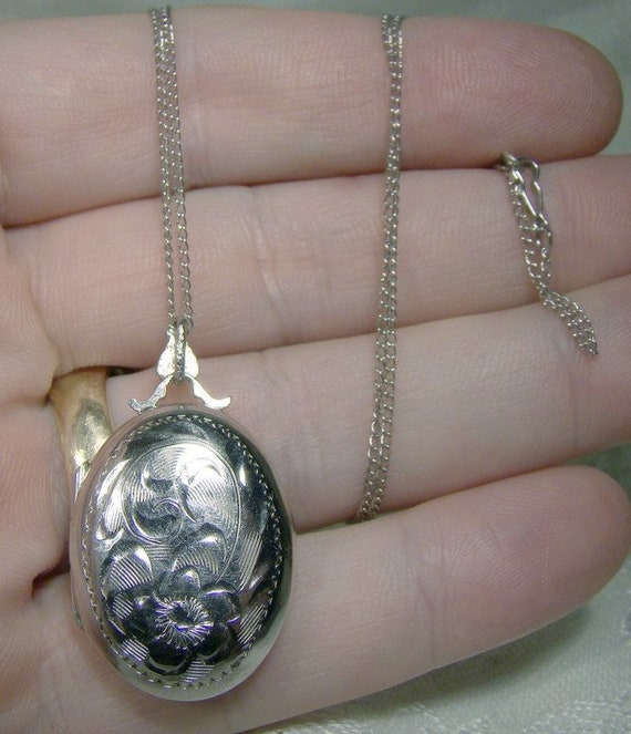 Forstner Sterling Silver Photo Locket on Chain Ne… - image 1