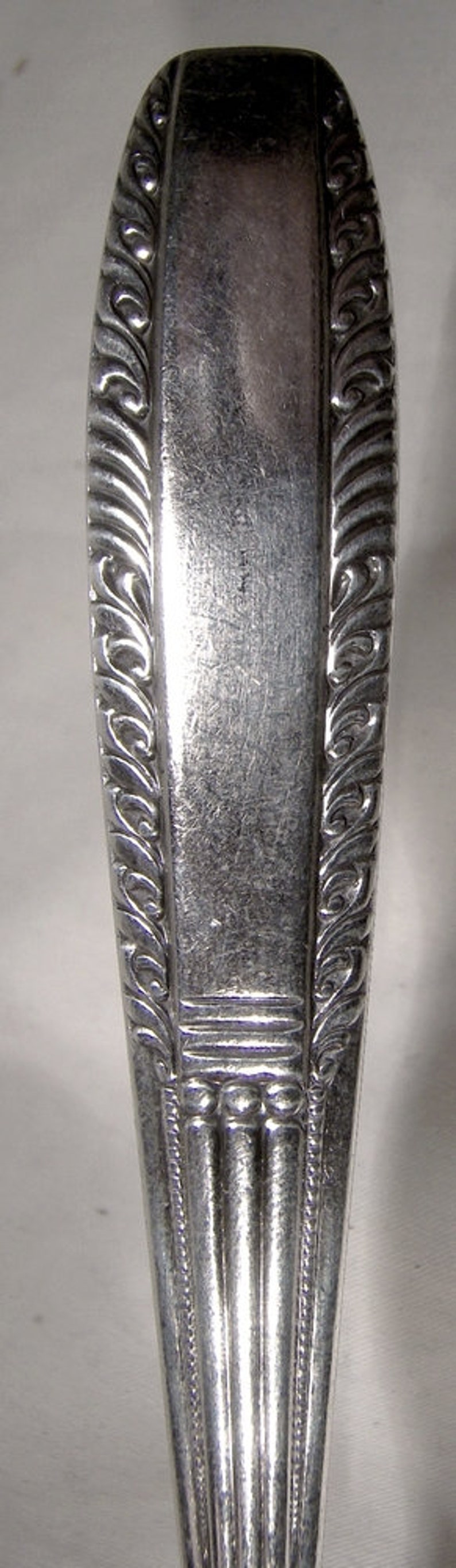 Wallace Sharon Silver Plated 8-18 Medium Solid Cold Meat Serving Fork 1926