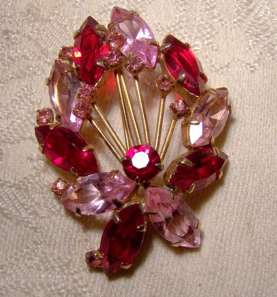 Broche Vintage En Plaqué Or Des Années 50 - Bijou Rétro - Occasion
