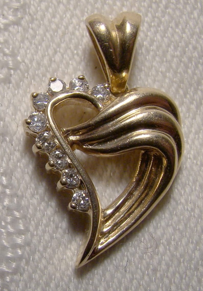 14K Yellow Gold Heart Pendant with Diamonds 1970s