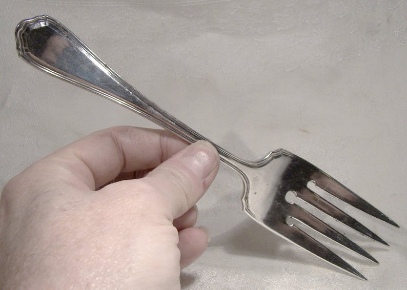 McGlashan Clarke MCG9 Silver Plated 7-34 Solid Cold Meat Serving Fork