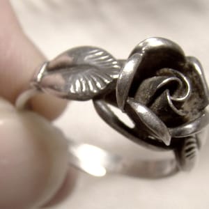 925 Sterling Silver Scandinavian Rose Ring - Adjustable 1970s