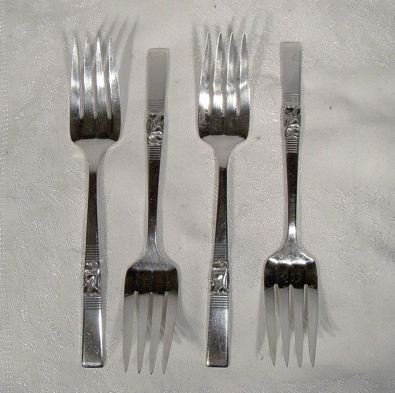 4 Community Morning Star 6-38 Silver Plated Dessert Forks 1948