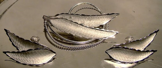 Bond Boyd Sterling Silver Textured Leaves Brooch … - image 1