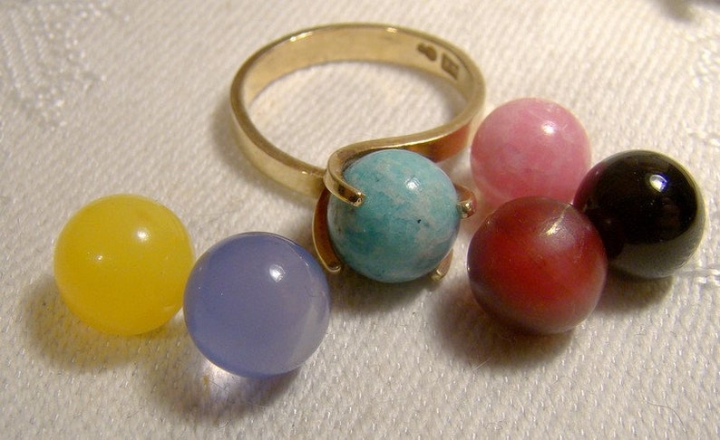 14K Yellow Gold Convertible Ring with Different Round Stones Chameleon 1970s-1980s Size 5