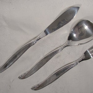 Rogers Leilani Silver Plate Butter Knife, Sugar  Spoon and Seafood Fork 1961