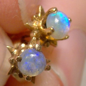 14K Yellow Gold Blue Jelly Opal Stud Earrings 1970s  DO NOT PURCHASE
