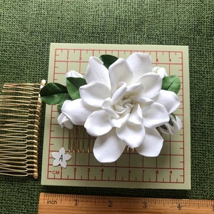 Very light ivory gardenia. flower for hair Hair comb,polymer clay flowers. image 3