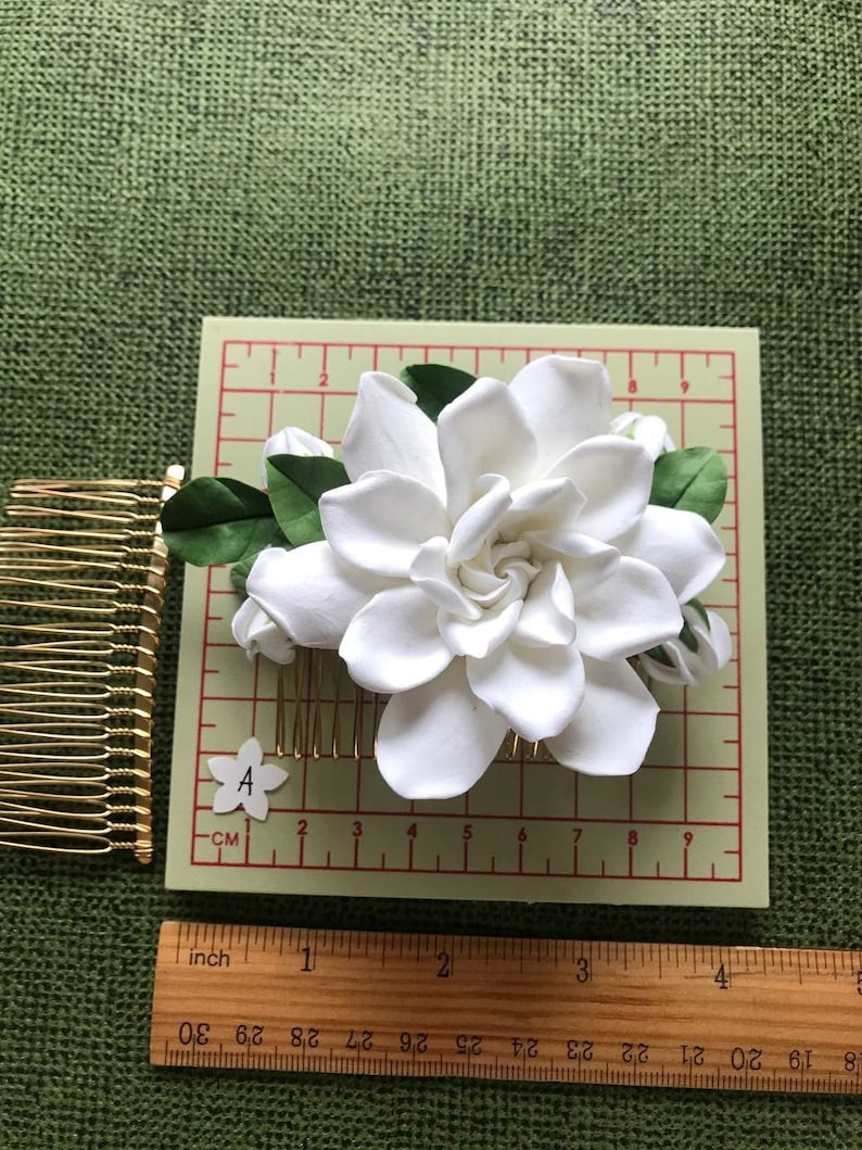 Very light ivory gardenia. flower for hair Hair comb,polymer clay flowers. image 3