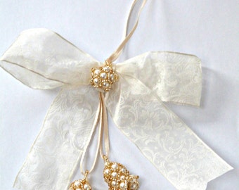 TUTORIAL: Bell 'n' Bows Christmas or Wedding Decoration  - A Seed Beadweaving Beading Tutorial Pattern