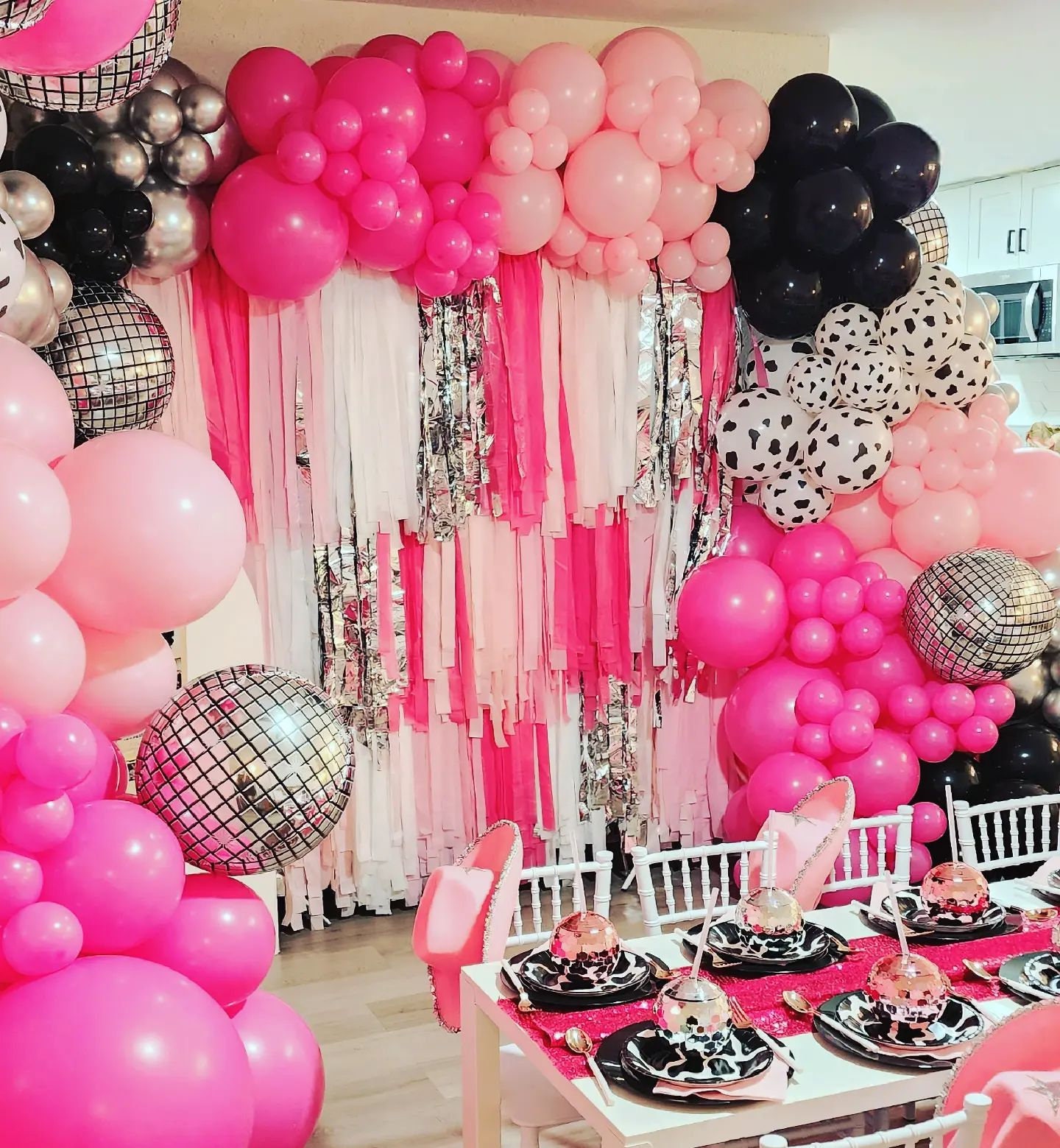 Bachelorette party decorations photos