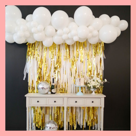 White and Gold Fringe Backdrop Decoration I Party Decorations