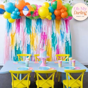 Streamer Wall – Colorful Beach Ball Streamers for Pool Party Decor, Birthday Celebrations & Summer Event Backdrops, Tassel Decor