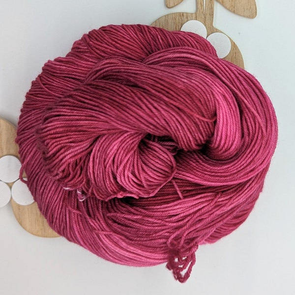 Fingering Weight Sock Yarn / Bright Pink Fuchsia Rose Tonal Dyed yarn (100% Superwash Merino Wool) Hand Dyed / Benefit