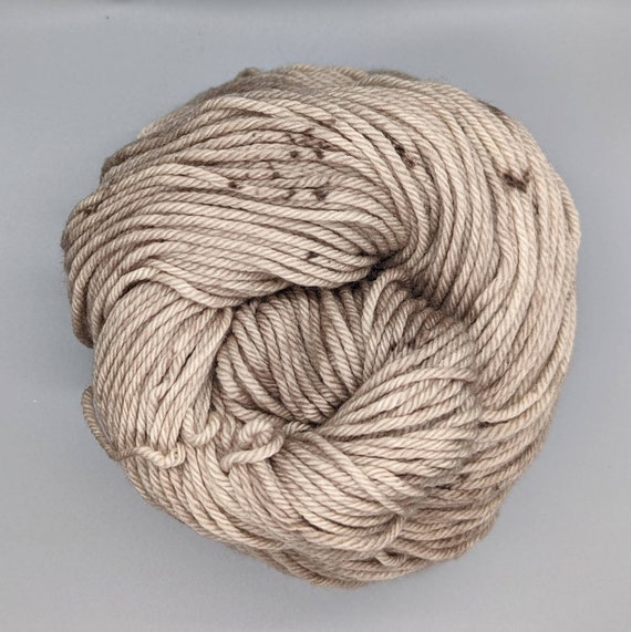 Worsted Weight Yarn Prairie / Light Tan Sandy Brown With 
