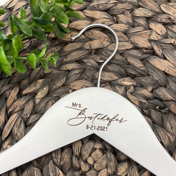 Mrs. Wedding Dress Hanger, Mr. Suit Hanger, Personalized Wedding Dress Hanger, Engraved Hanger