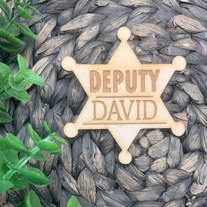 Deputy Personalize Pin, Personalized Kids Toy, Gift for Kids, Engraved Deputy Pin, Sheriff Badget, Officer Badge, Wooden Toy Badge