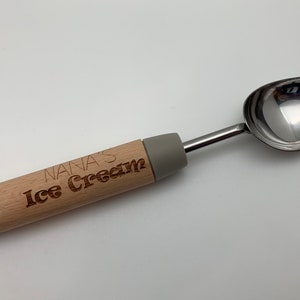 Personalized Ice Cream Scoop - Engraved Ice Cream Spoon - Helado Spoon - Kitchen Gadget