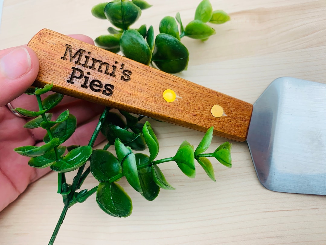 Engraved Cake Server - Personalized Baking Gift - Monogrammed Pie ...