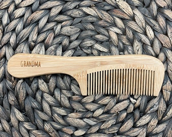 Personalisierter Bambuskamm mit Griff - Holzkamm mit Gravur