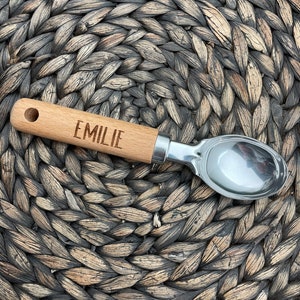 Custom Ice Cream Scoop - Engraved Ice Cream Scoop - Personalized Ice Cream Scoop - Engraved Ice Cream Spoon - Helado Spoon - Kitchen Gadget