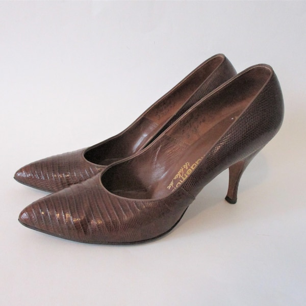 MADEMOISELLE Heels Pumps Vintage 1950s Brown Embossed Leather Lizard Reptile Pointed Toes Fall Fashion