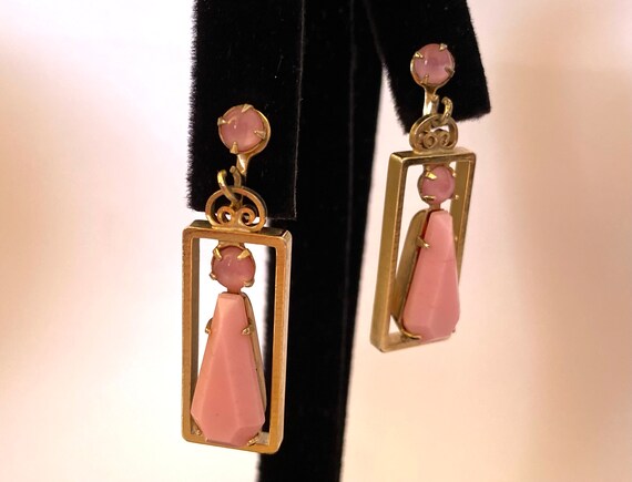 Dangle Earrings Vintage 1950s Pink Glass Screw Ba… - image 1