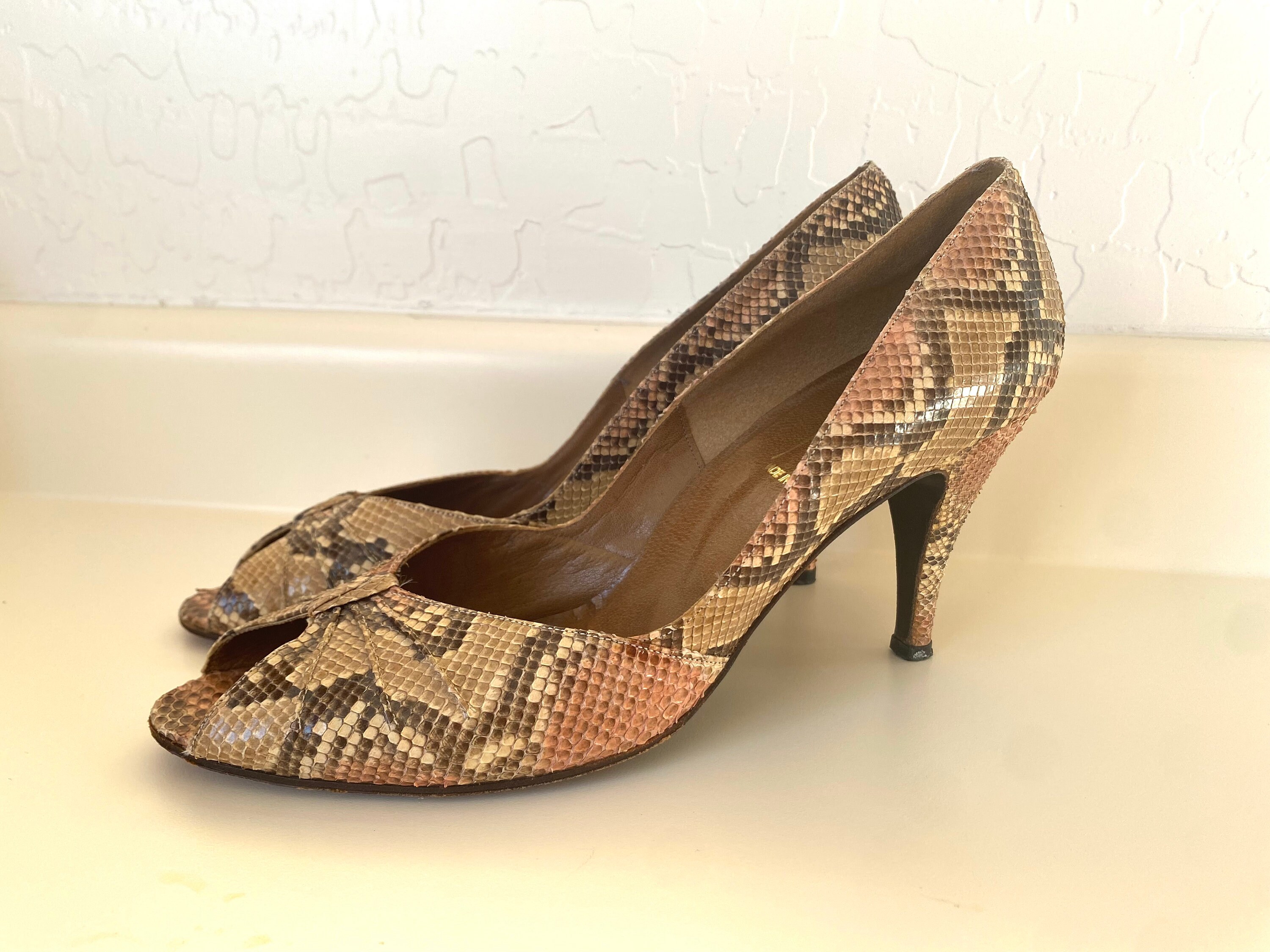 STUART WEITZMAN Pumps Heels Vintage 1980s Snakeskin Shoes - Etsy Canada