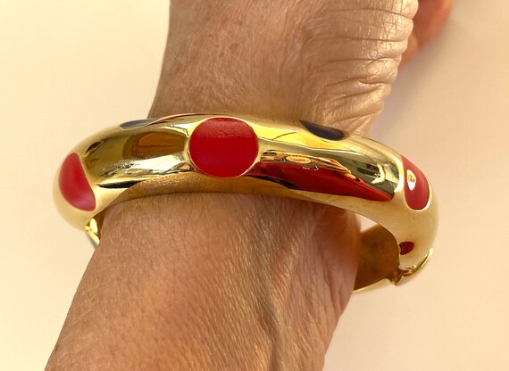 Clamper Bracelet Vintage 1980s Gold Plated Red Bl… - image 9