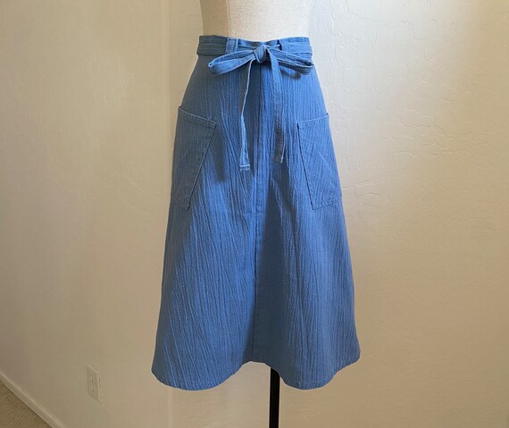 RUMBLE SEATS Wrap Skirt Vintage 1970s Blue Cotton… - image 1