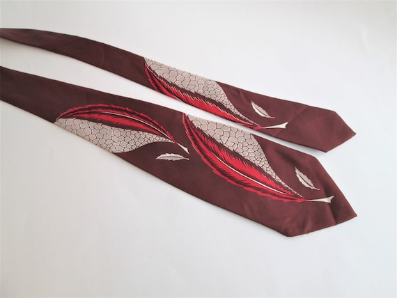 TOWNCRAFT DELUXE Necktie Vintage 1940s Rayon Brown