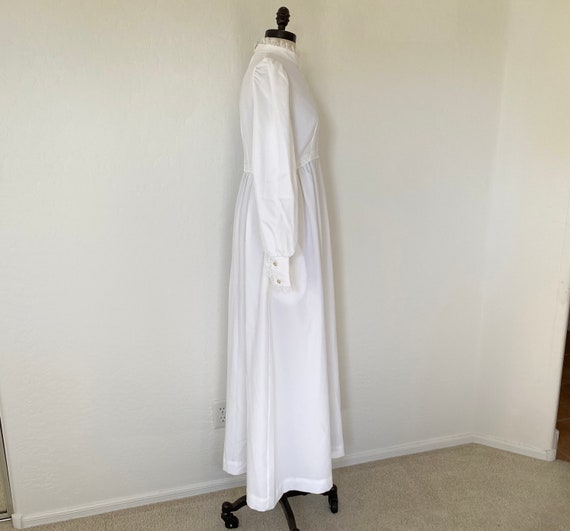Maxi Dress Vintage 1970s White Polyester Mock Nec… - image 7