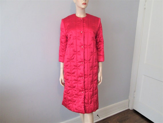 House Coat Robe Vintage 1950s Hot Pink Quilted Bow