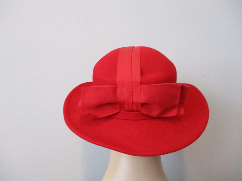 Red Fedora Hat Vintage 1970s Betmar Wool Felt Grosgrain Bow