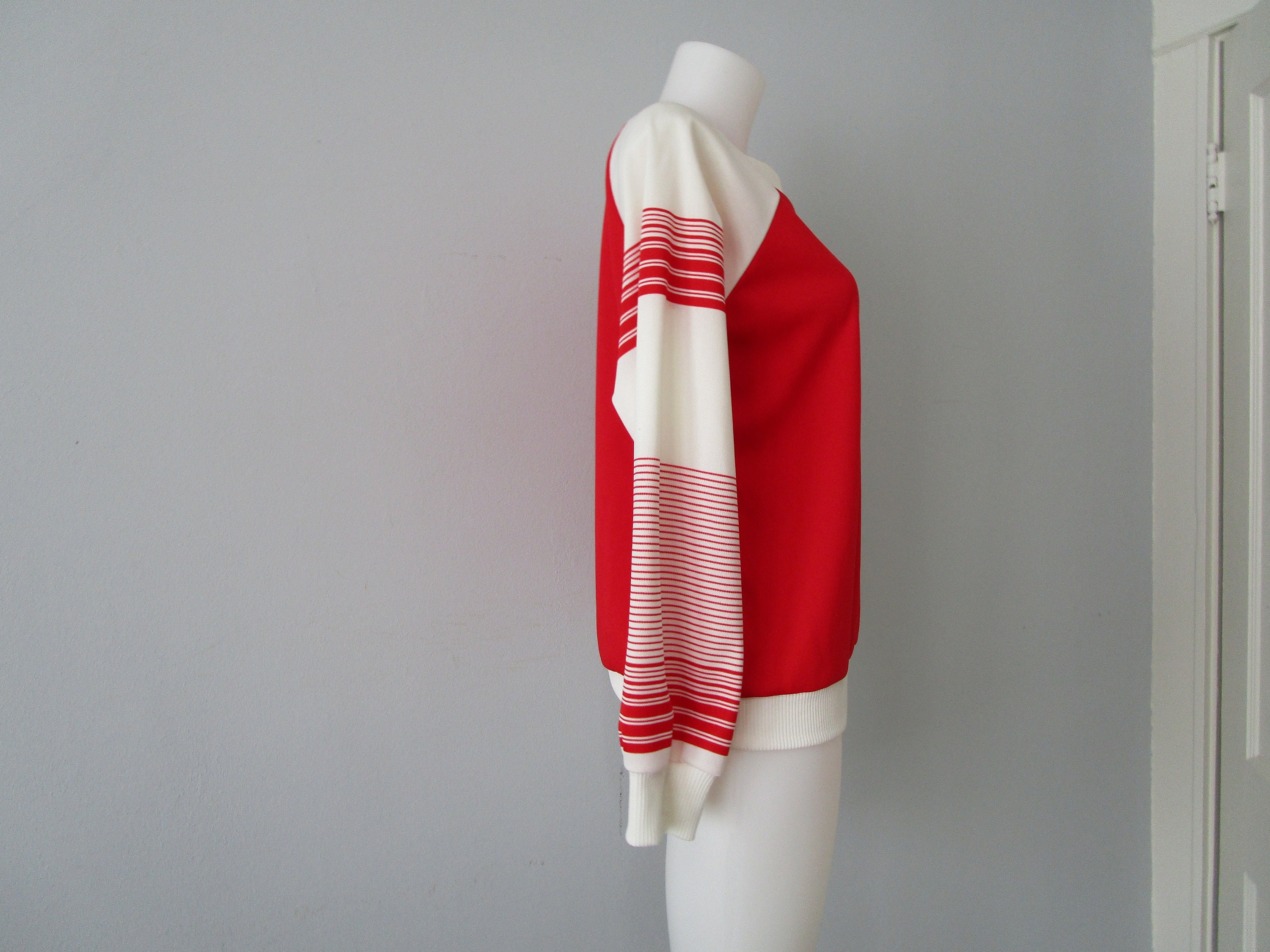 pullover rot weiss gestreift