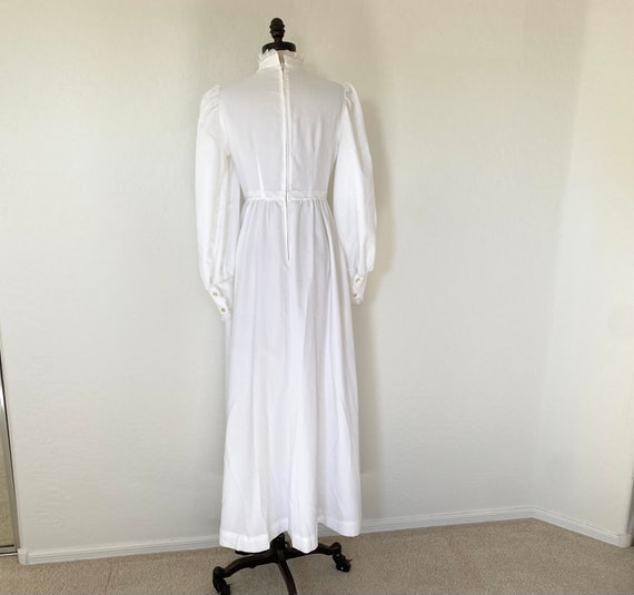 Maxi Dress Vintage 1970s White Polyester Mock Nec… - image 8