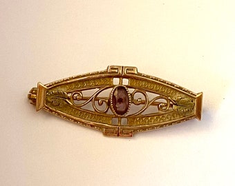 Antique Brooch 1910 10 Karat Yellow Gold Victorian Amethyst Jewelry Pin