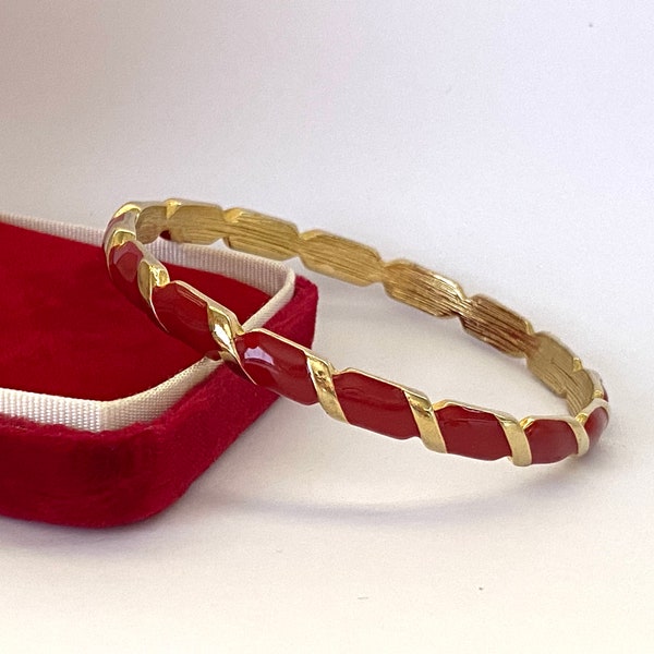 Bangle Bracelet Vintage 1980s Red Enamel Gold Plated Rope Turned Metal Jewelry