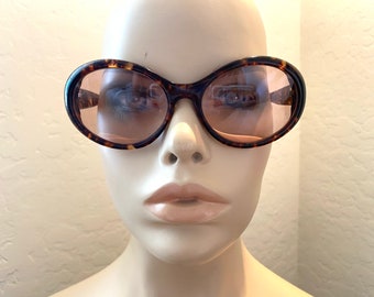 Mod Glasses Vintage 1960s Faux Tortoiseshell Lucite Frames