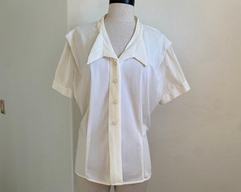 MORLOVE Pinup Blouse Vintage 1950s Ivory Nylon Collared Pearl Buttons