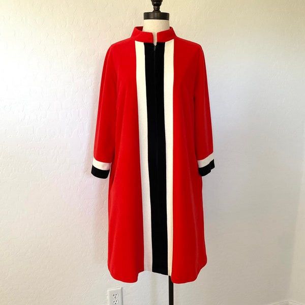 VANITY FAIR Robe Vintage 1970s Red Striped Velour A-Line Loungewear
